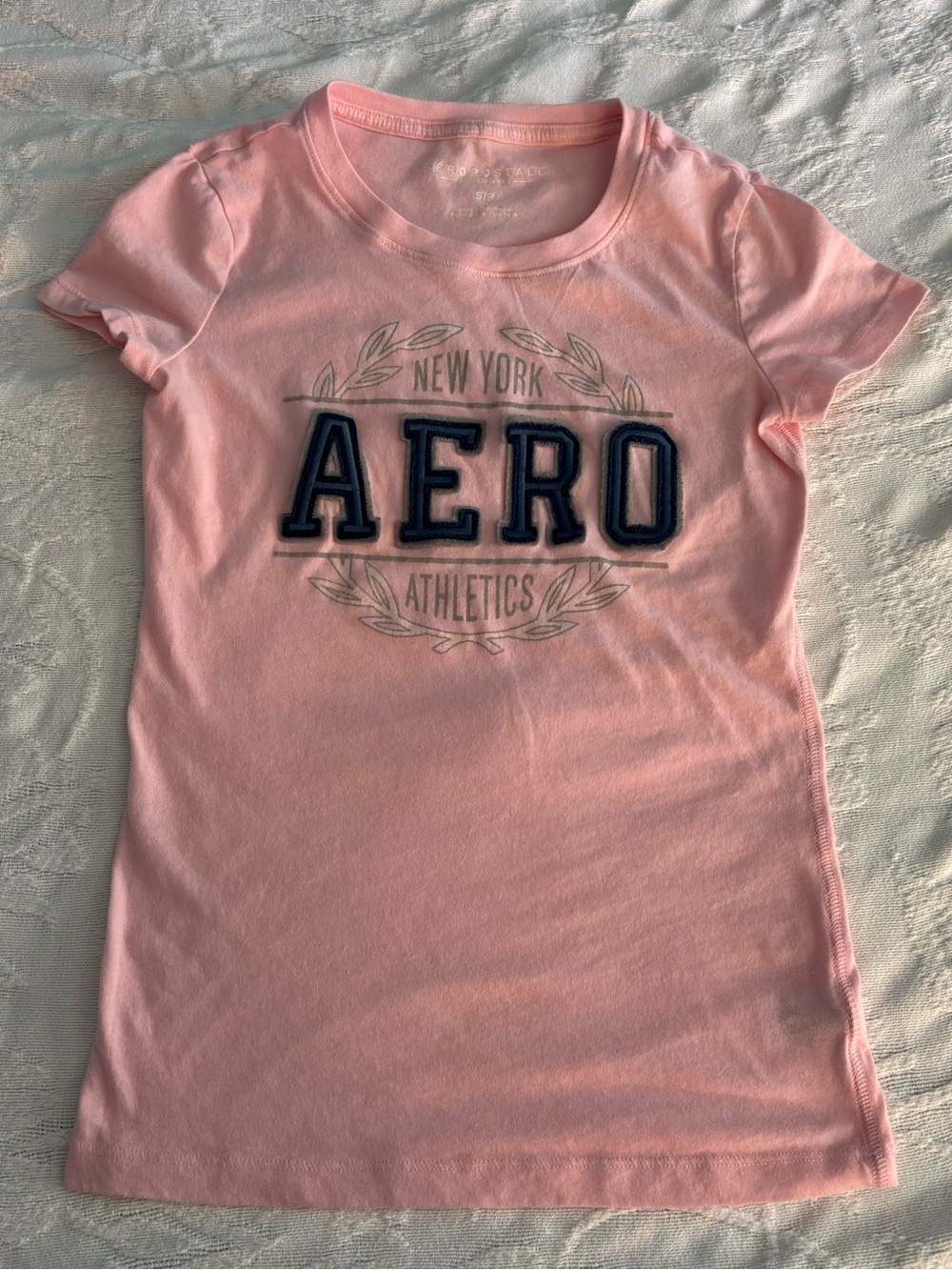 Aeropostale Light Pink and Navy Blue Stitched Logo Short Sleeve Baby Tee Small